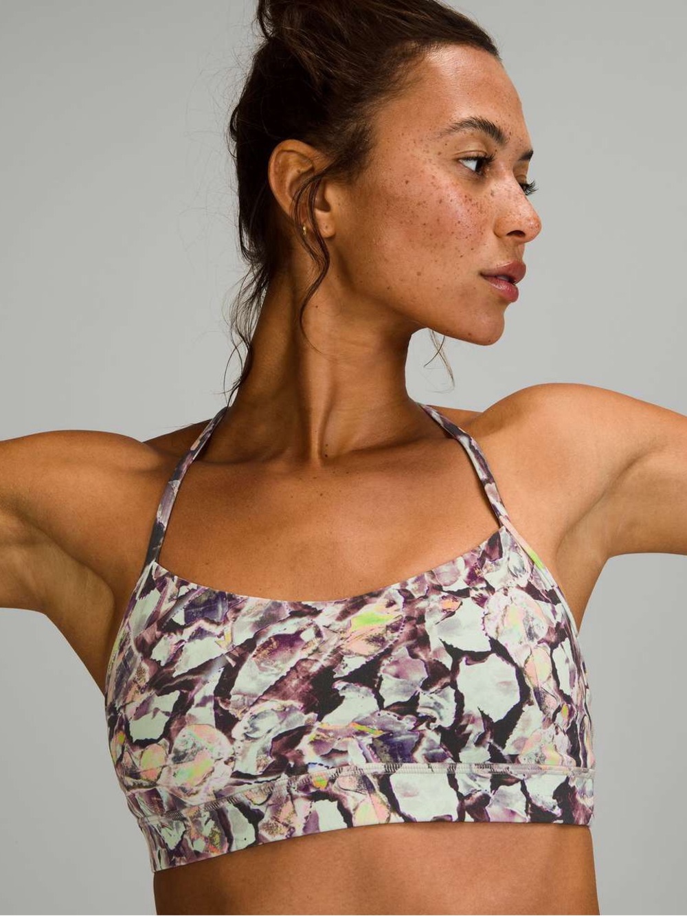 Lululemon Flow Y Bra Nulu *Light Support, A–C Cups
Terazzo Glaze Multi Size 4